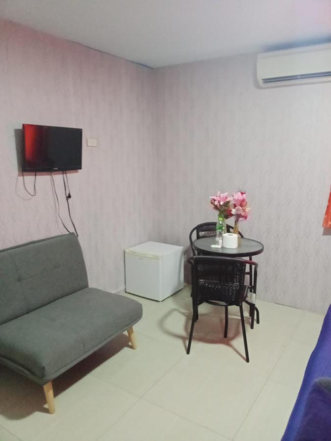 Uno Inn Bangkok Extérieur photo